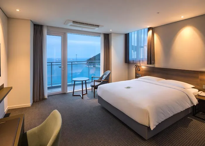 Grab The Ocean Songdo 4* 釜山